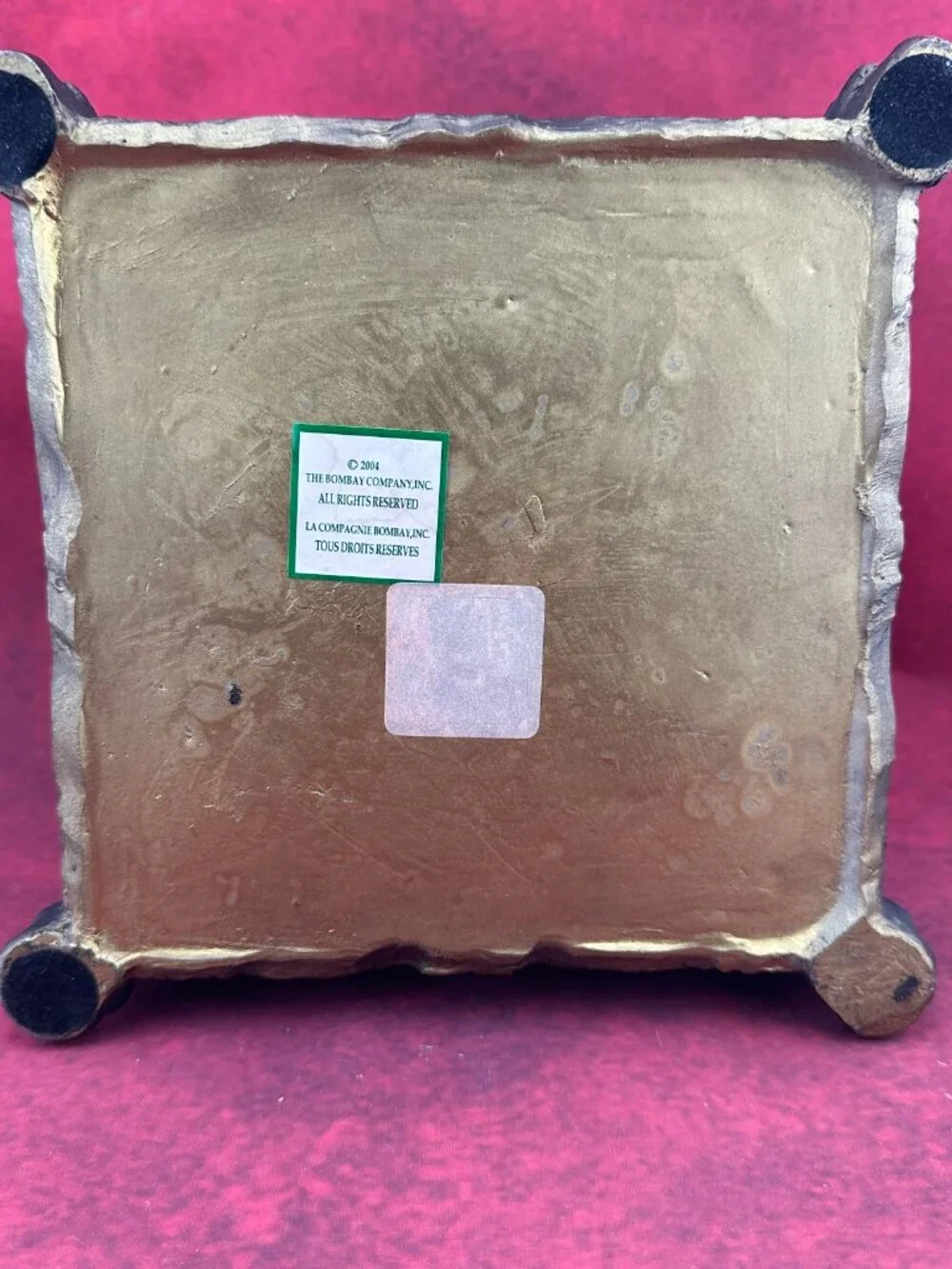 VINTAGE FOOTED JEWELRY RESIN DECORATED WITH FLORAL RELIEFS SQUARE BOX